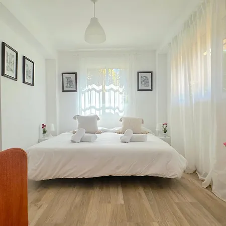 Chalet Garden House Malaga