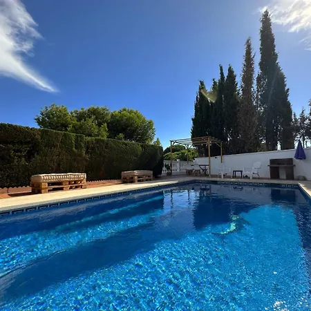 Chalet Garden House Malaga